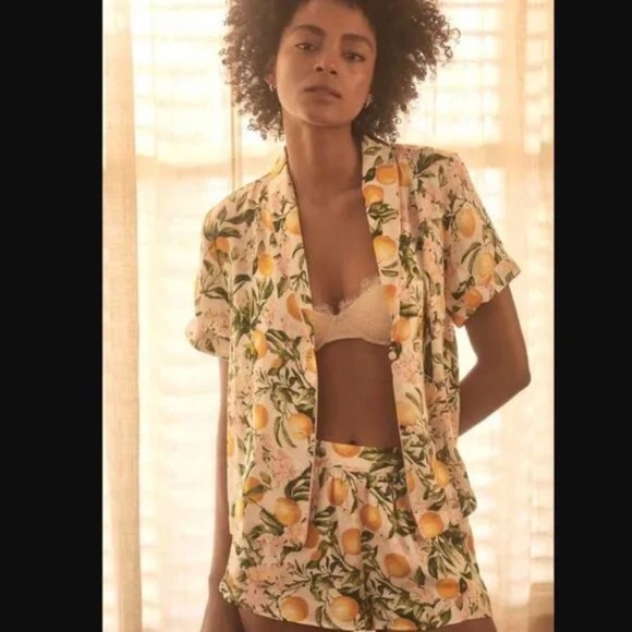 By Anthropologie Lemon Pajama Top - size XXS - Picture 1 of 6